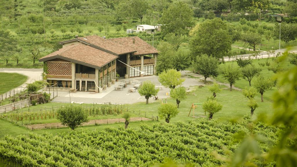 Agriturismo Locanda Del Pesco Collebeato Luaran gambar