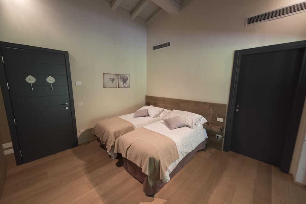 Agriturismo Locanda Del Pesco Collebeato Bilik gambar
